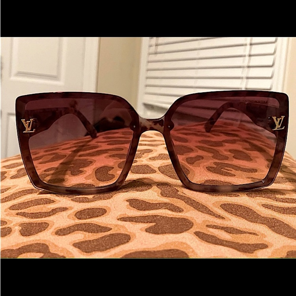 Tortoise Shell LV Sunglasses